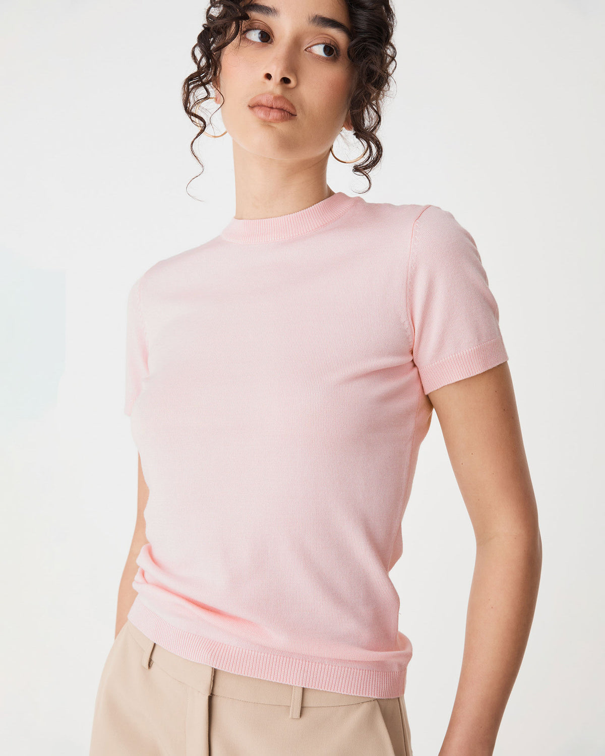 Catherine Short Sleeve Knit in primrose pink — close-up view 3