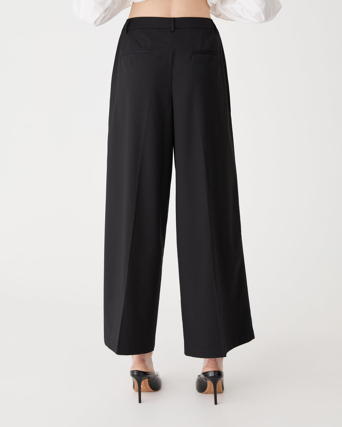 Andrea Wide Leg Pants in black — view 4